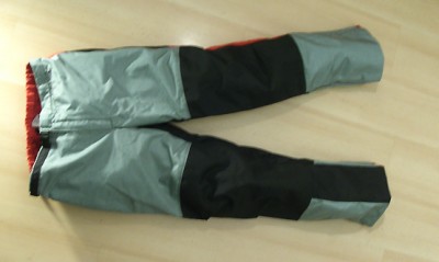 GrauRotFront.jpg